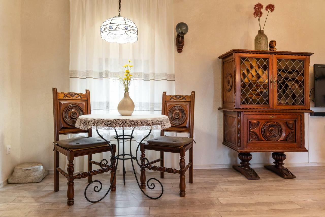 Historic Apartment In The Heart Of The City Wielkie Tyrnowo Zewnętrze zdjęcie